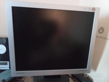 Monitor LCD Samsung SyncMaster 710v 17"