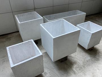 VASCHE PER PIANTE da esterno in cemento