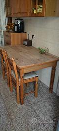 Tavolo in legno allungabile