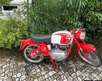 Moto Gilera 175 Rossa Extra