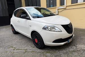 Lancia Ypsilon 5 Porte Ypsilon 1.2 8v Gold c/CL ec
