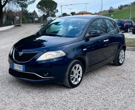 Lancia Ypsilon 1.2 69 CV 5 porte Platinum