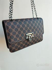 Borsa marrone a spalla