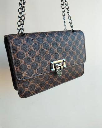 Borsa marrone a spalla