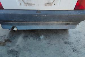FIAT UNO 3 PORTE PARAURTI POSTERIORE