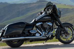 Harley davidson street glide