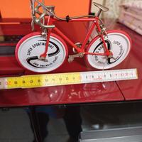 Modellino bici da corsa