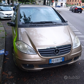 Mercedes classe A 180 CDI tenuta bene