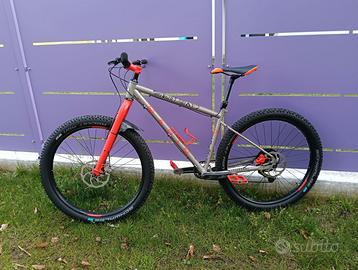 MTB Marin Pine Mountain M