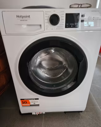 lavatrice hotpoint Ariston 9kg
