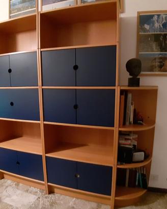 Scaffalatura ufficio in legno