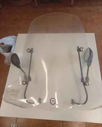parabrezza trasparente per scooter o moto