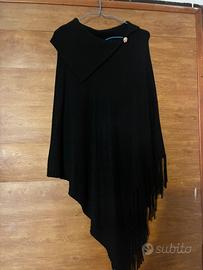 Poncho nero con spilla oro da donna nuovo