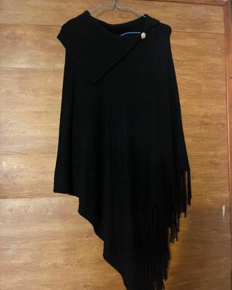 Poncho nero con spilla oro da donna nuovo