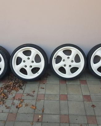 Cerchi Porsche con Gomme