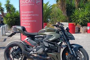 Ducati Streetfighter V2 STORM GREEN