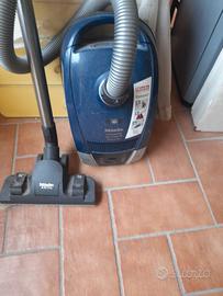 ASPIRAPOLVERE PER CASA