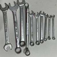  set di 10 chiavi di varie marche 