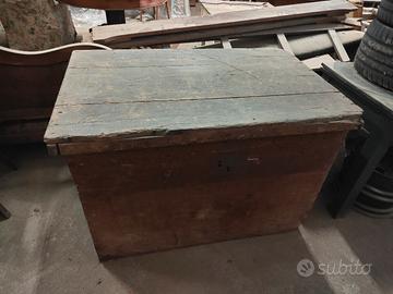 grande baule in legno antico 