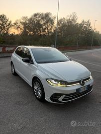 Volkswagen Polo 2022 - TRATTABILE