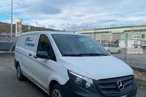 Mercedes Benz VITO