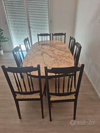 Tavolo ovale con piano in marmo 