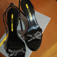 MANAS Sandali eleganti neri con swarowski
