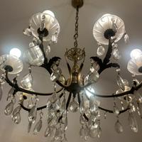 Lampadario antico a gocce in cristallo