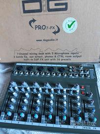 Mixer 7 Canali - 16 effetti e ingresso 5 microfoni