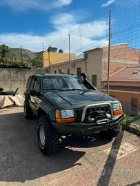 Jeep grand cherokee zj 5.2 V8