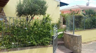 Villino con giardino e piscina cond