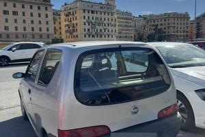 FIAT 600