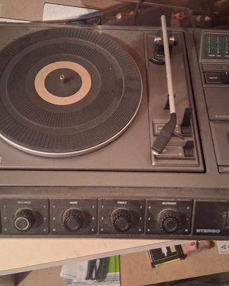 lettore di schede e registratore a cassette