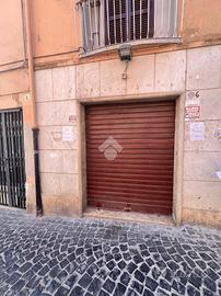 NEGOZIO A CIVITA CASTELLANA