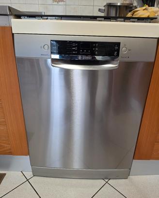 Lavastoviglie Bosh Silence Serie 4 come nuova