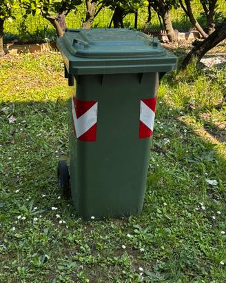 Bidone spazzatura