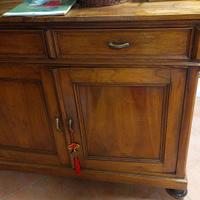 credenza in noce