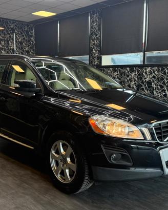 Volvo XC 60 XC60 2.4 D Momentum