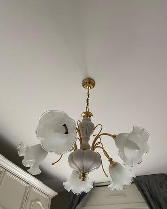 Lampadario bianco in ottone