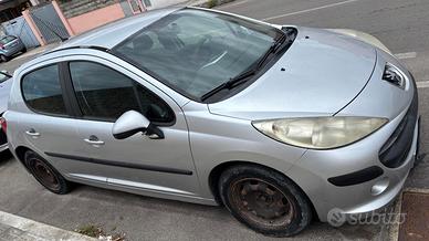 Peugeot 207 1.4 HDi