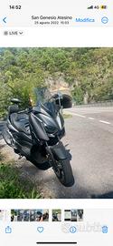 X Max 125