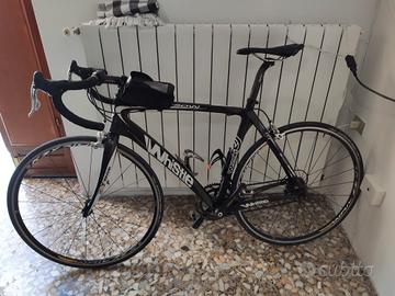 bici da corsa whistle in carbonio 