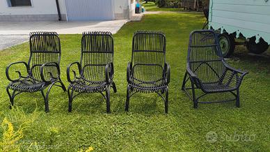 Set di sedie e tavolino in rattan