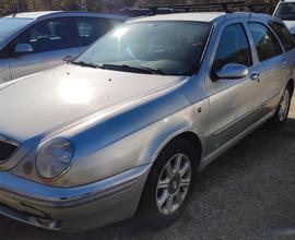 Lancia Lybra 1.9 JTD cat Station Wagon LX