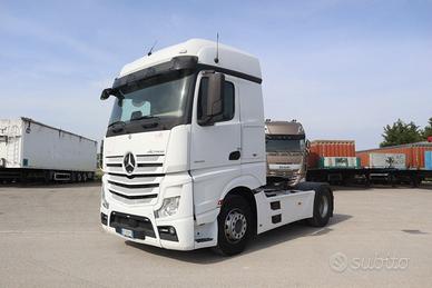 MERCEDES-BENZ 18 48 TRATTORE STRADALE CON IMPIAN