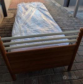 letto singolo con materasso a 50 €