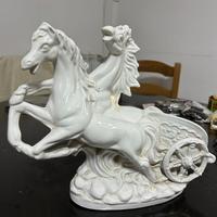 Meravigliosa Statua in Ceramica di due cavalli con