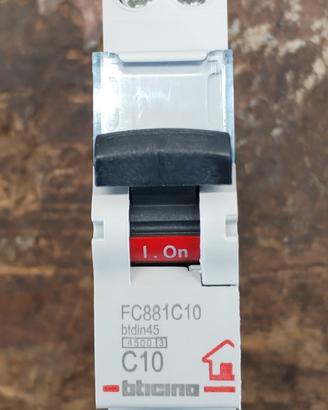Ticino magnetotermico 2X10A 