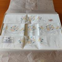 parure matrimoniale vintage ricamato a mano ricamo