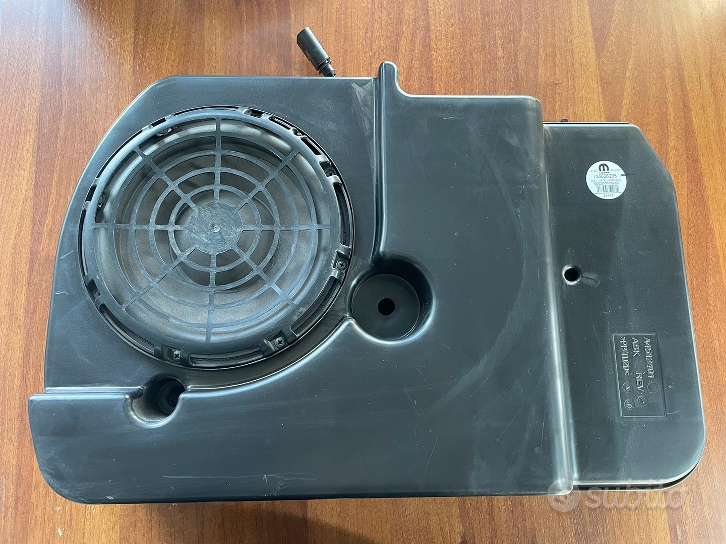 Subito CENTRO ROTTAMAZIONE AUTO Subwoofer Fiat 500 Abarth 595